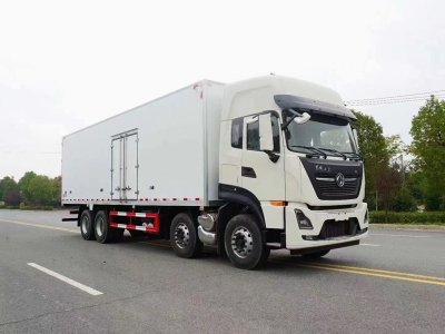 東風天龍KL前四後八冷藏車